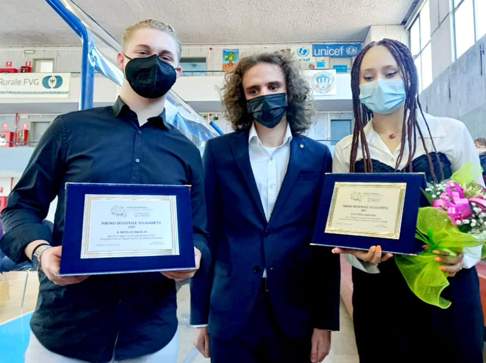 RAGAZZO AUTISTICO PICCHIATO A PORDENONE: PREMIATI I DUE GIOVANI CHE LO AVEVANO SOCCORSO